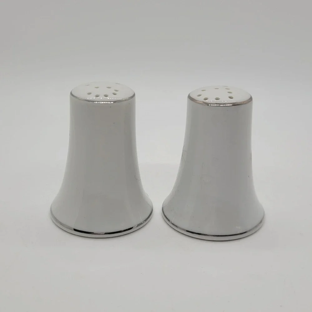 Vintage Japan MCM Salt and Pepper Shakers White Silver Trim Floral Starburst 3